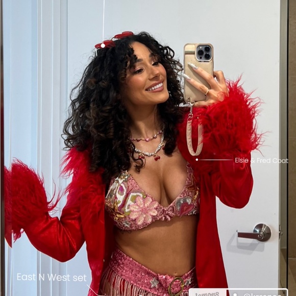 Pink top & fringe belt - Picture 4 of 6